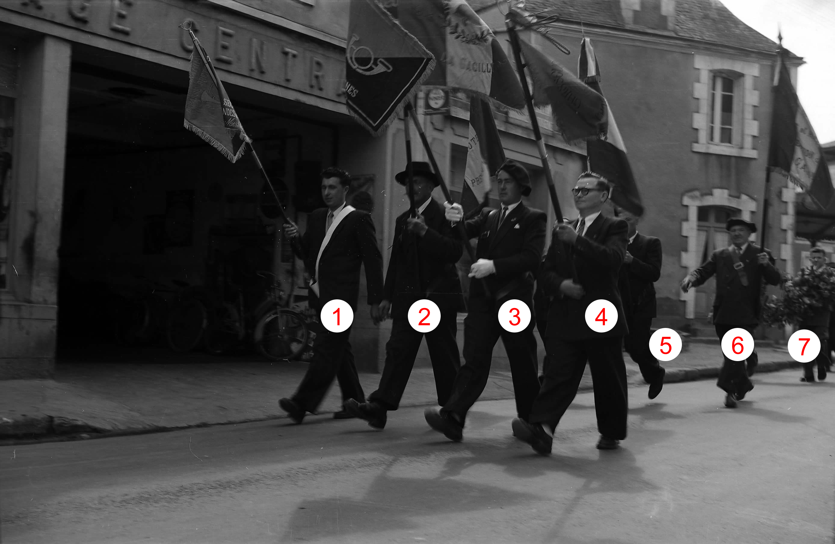 Défilé rue Montauban