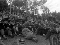 Moto-cross spectateurs